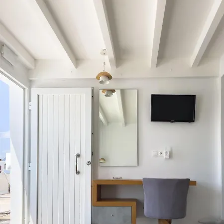 George Studios Naxos City