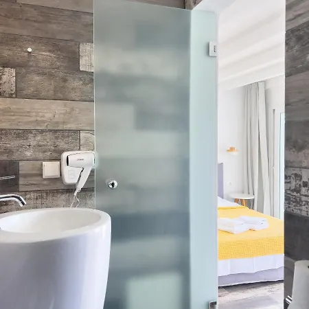George Aparthotel Naxos City
