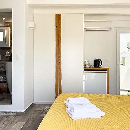 Aparthotel George Naxos City